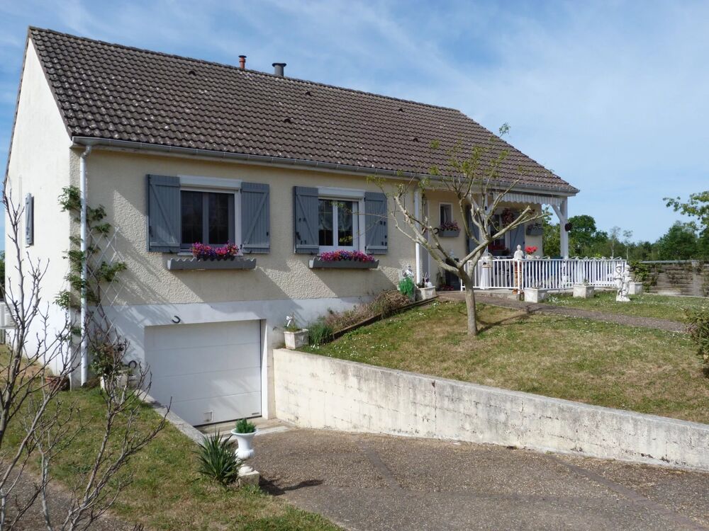 Maison 5 pièces 109 m² · à Saint-Georges-sur-la-Prée · 109 m² · 139 500 €