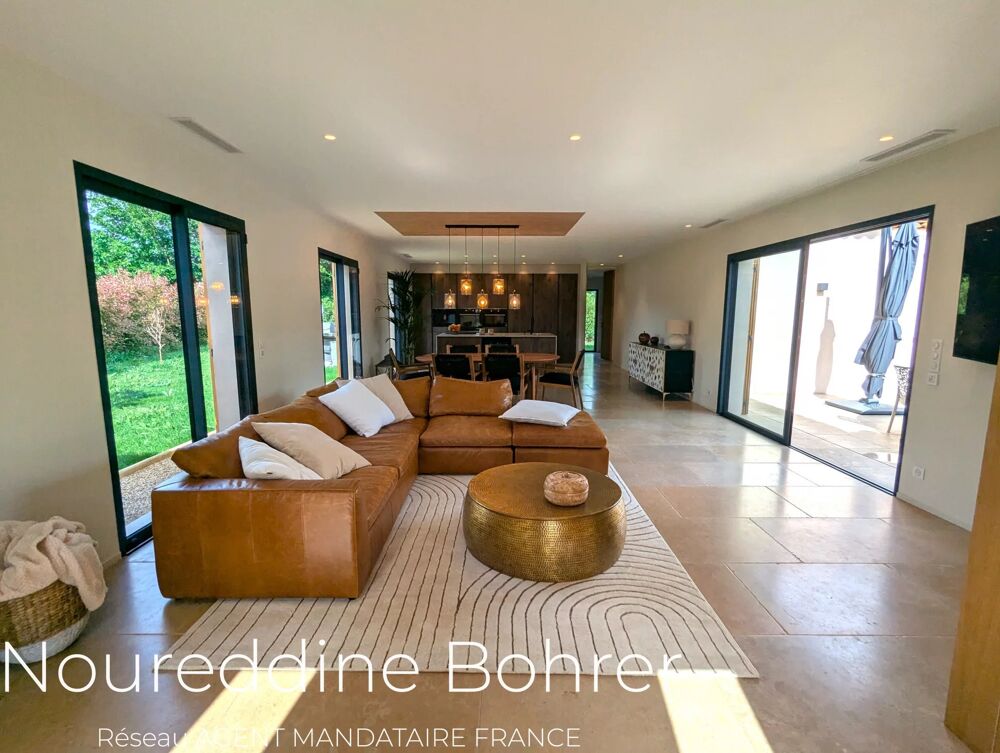 � vendre  Villa Grimaud (83310)