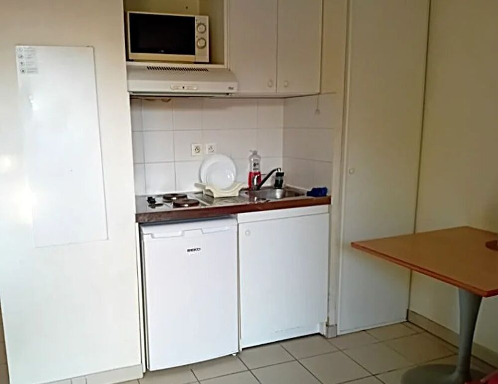 Location Appartement Charmant studio 21m² avec terrasse et parking Biot