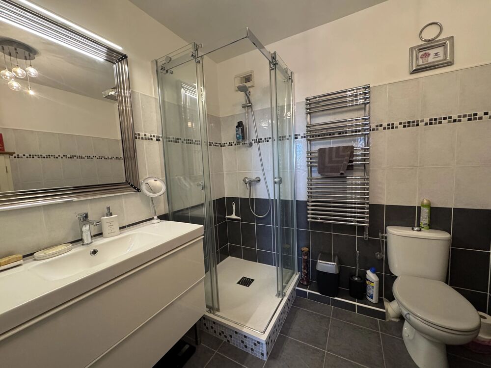 Vente Appartement SAINT-RAPHAËL – 4 PIÈCES DE 100 M² – TERRASSE DE 60 M² SUD Saint-raphaël