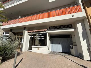  Parking / Garage à vendre 