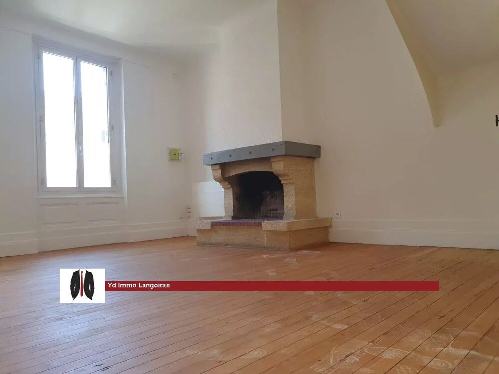Location Appartement LE TOURNE, MAISON DE VILLE, PIERRE, CACHET, 3 CH, TERRASSE. Le tourne