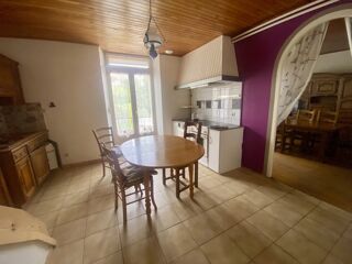  Maison  vendre 10 pices 123 m