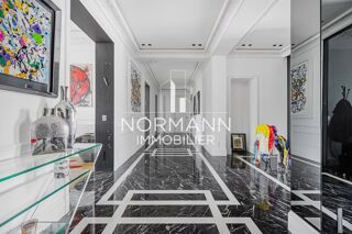  Appartement à vendre 8 pièces 385 m²