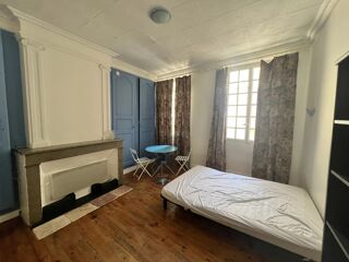  Appartement à louer 1 pièce 28 m²