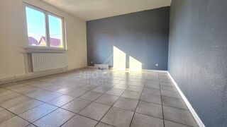  Appartement à louer 4 pièces 97 m²