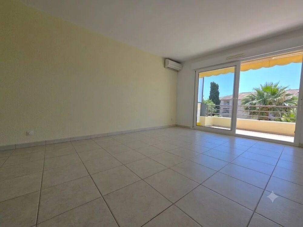 Vente Appartement Appartement - 44m² - 1 chambre - balcon - parking Fréjus