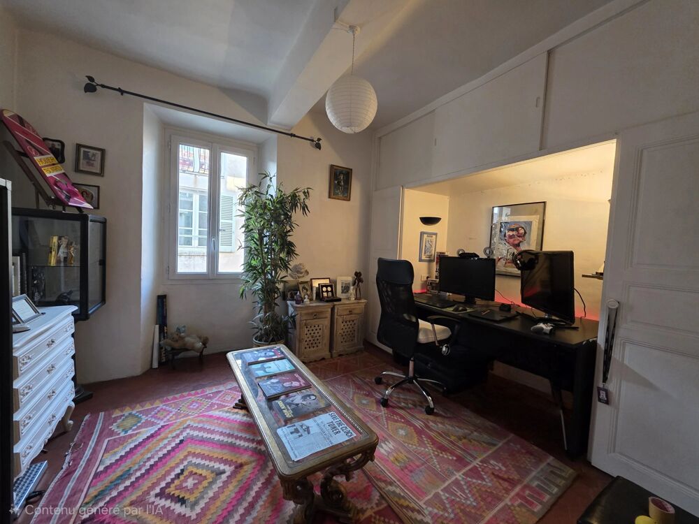 RARE  MAISON DE VILLAGE AVEC LOCAL INDÉPENDANT  MONTAUROUX