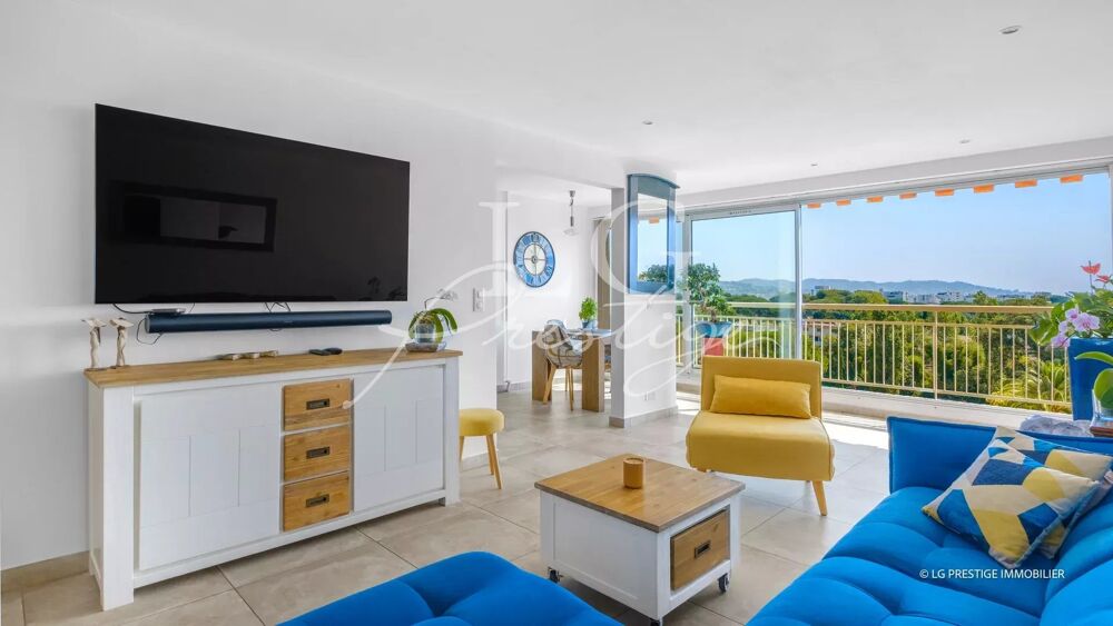 Vente Appartement Appartement vue mer avec plage et commerces a pied Mandelieu-la-napoule