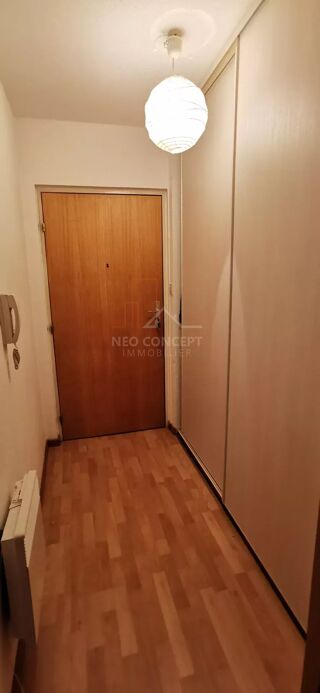 Location Appartement -- F1 au calme, avec parking et cave privatifs -- Eckbolsheim