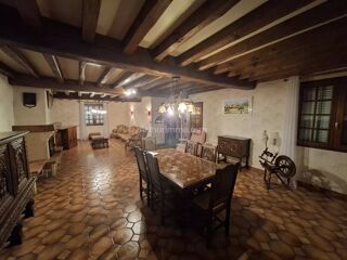  Maison à vendre 8 pièces 200 m²
