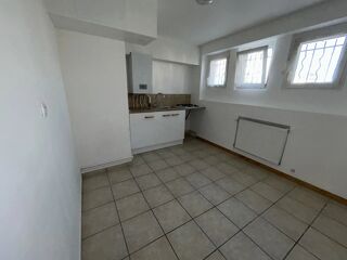 Appartement à louer 1 pièce 38 m²