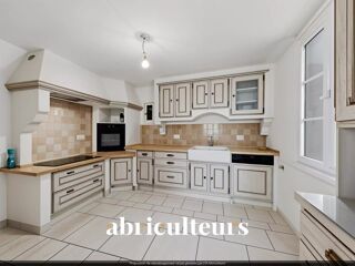  Maison  vendre 11 pices 345 m