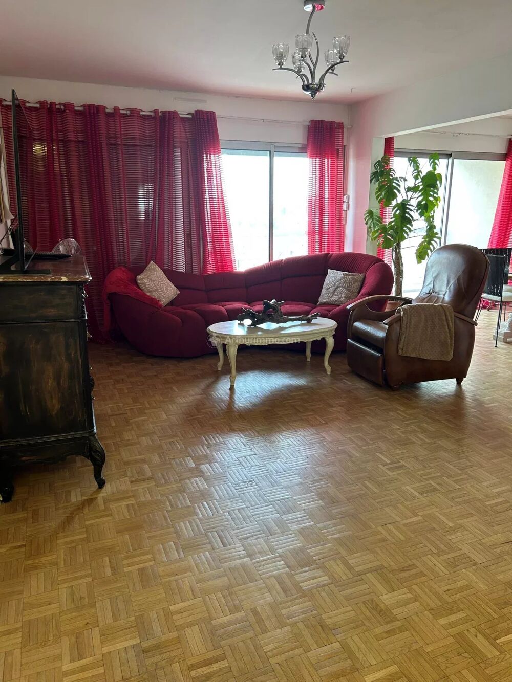 À louer  Grand appartement meublé de 108 m²  Idéal colocation