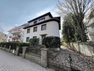  Maison à vendre 13 pièces 289 m²