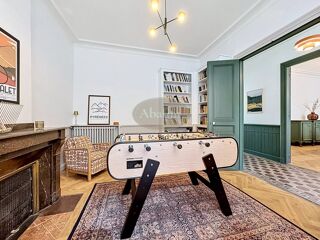  Villa à vendre 10 pièces 217 m²