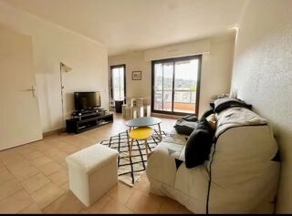  Appartement à louer 1 pièce 30 m²