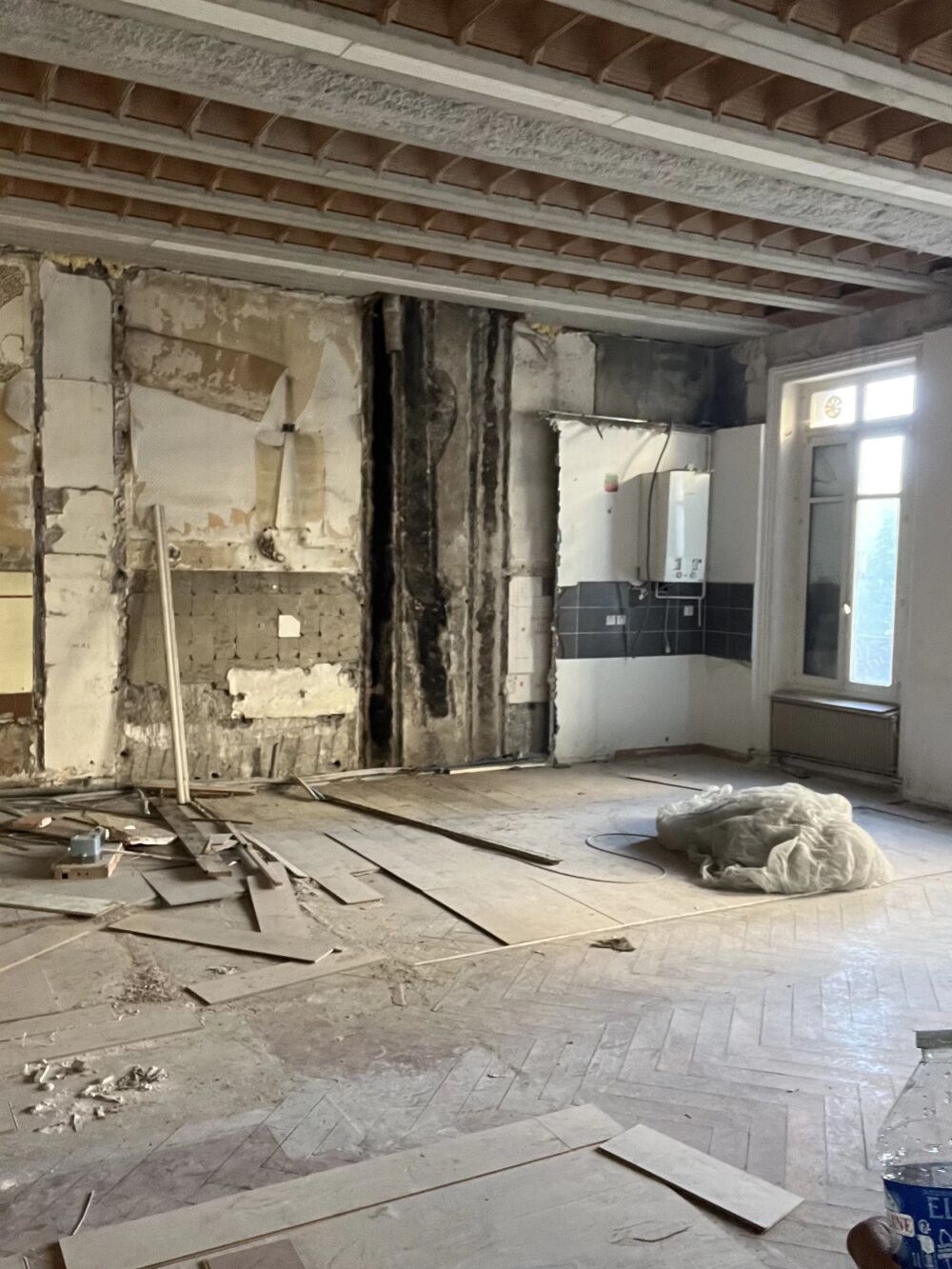 Vente Appartement EXCLUSIVITÉ - À SAISIR SAINT-ÉTIENNE UNIVERSITÉ PLATEAU À RÉNOVE Saint-Étienne