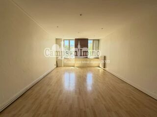  Appartement à louer 2 pièces 60 m²