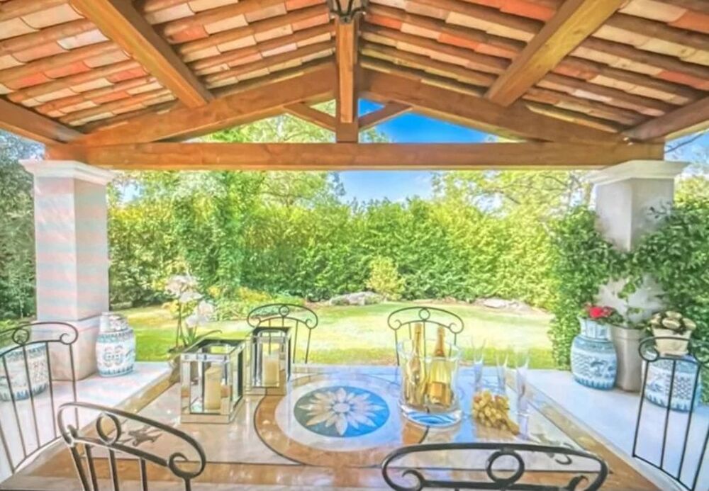 � vendre  Maison Tourrettes (83440)