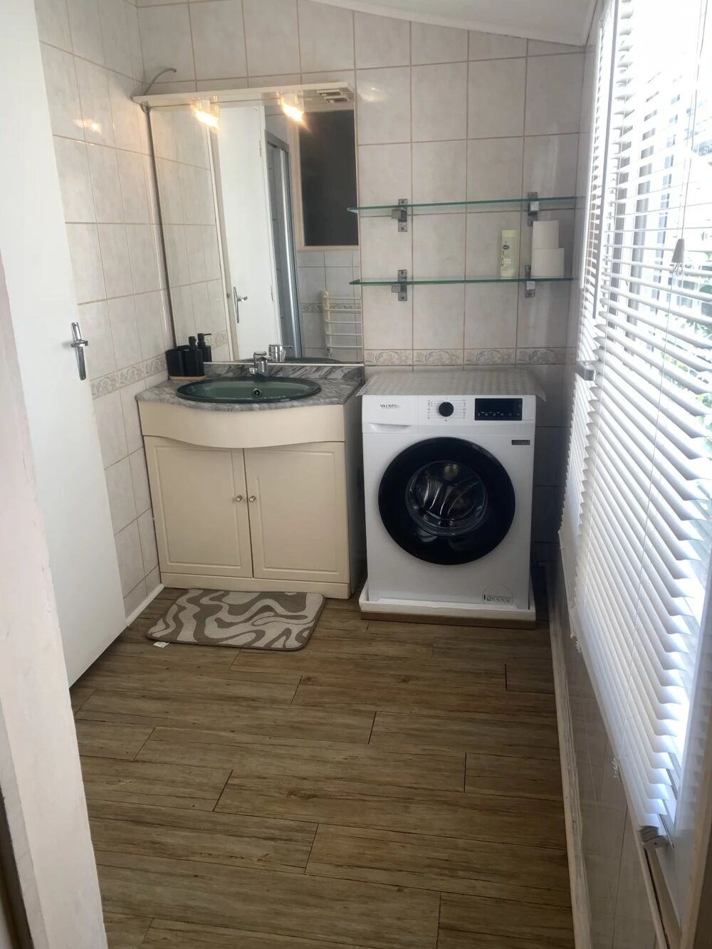 APPARTEMENT F2 MEUBLE LE MANS