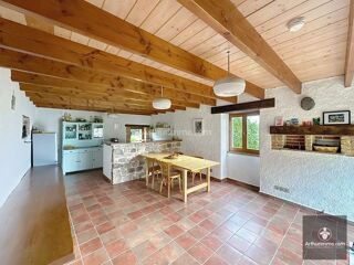  Maison � vendre 8 pi�ces 340 m�