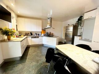  Maison � vendre 8 pi�ces 215 m�