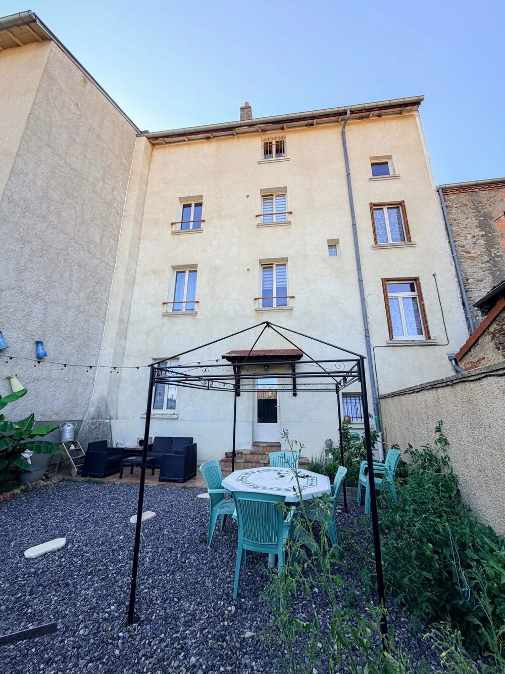 Maison de caractère 196 m²  Fort potentiel  Ardes-sur-Couze