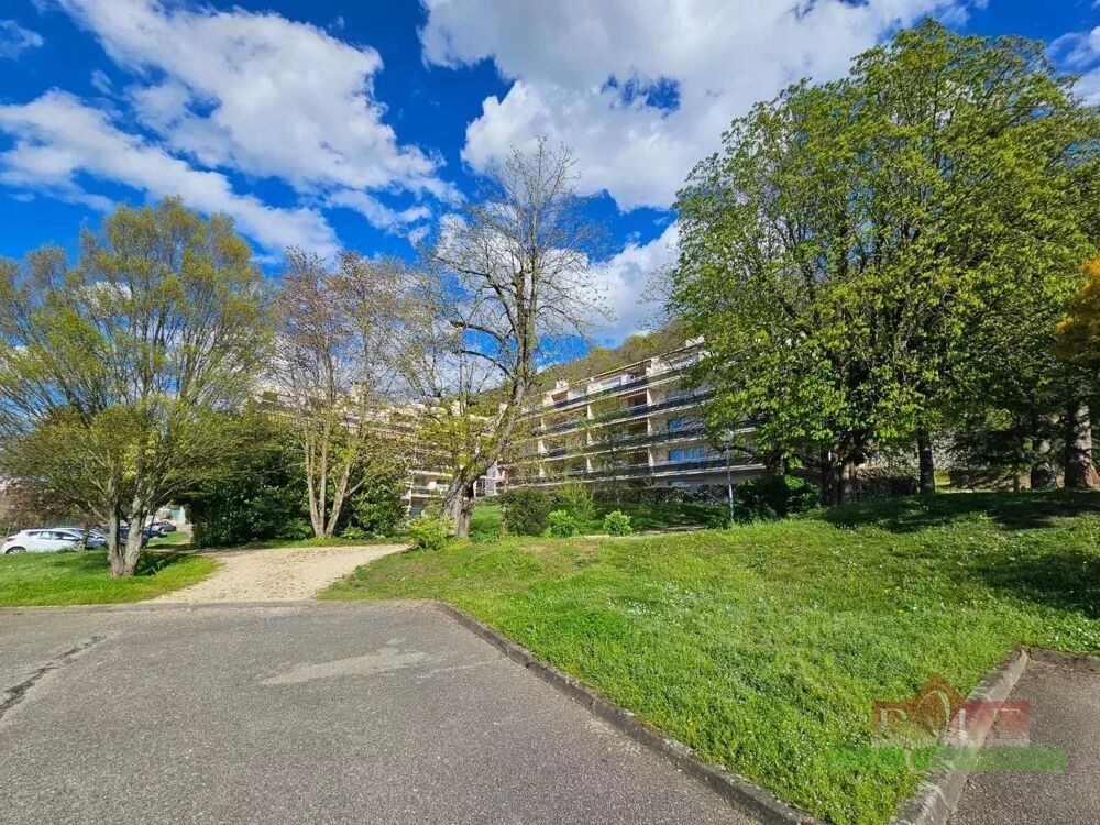 VIENNE Sud, appartement T6 de 132 m² avec jardin et garage.