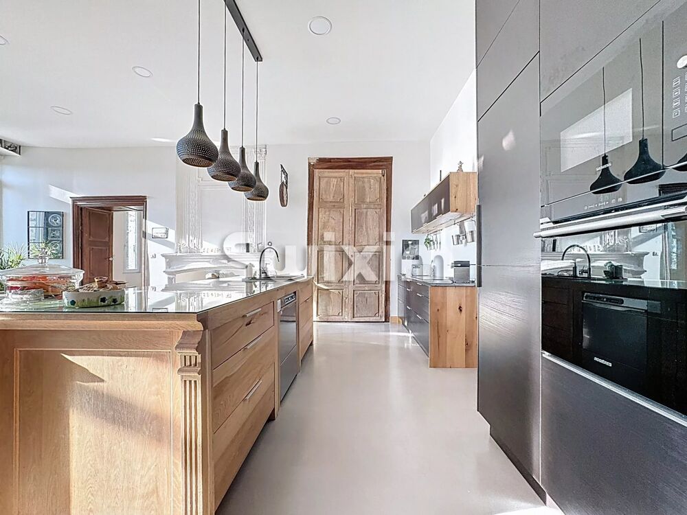 � vendre  Maison Valserh�ne (01200)