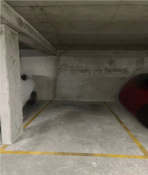  Parking / Garage � louer 12 m�