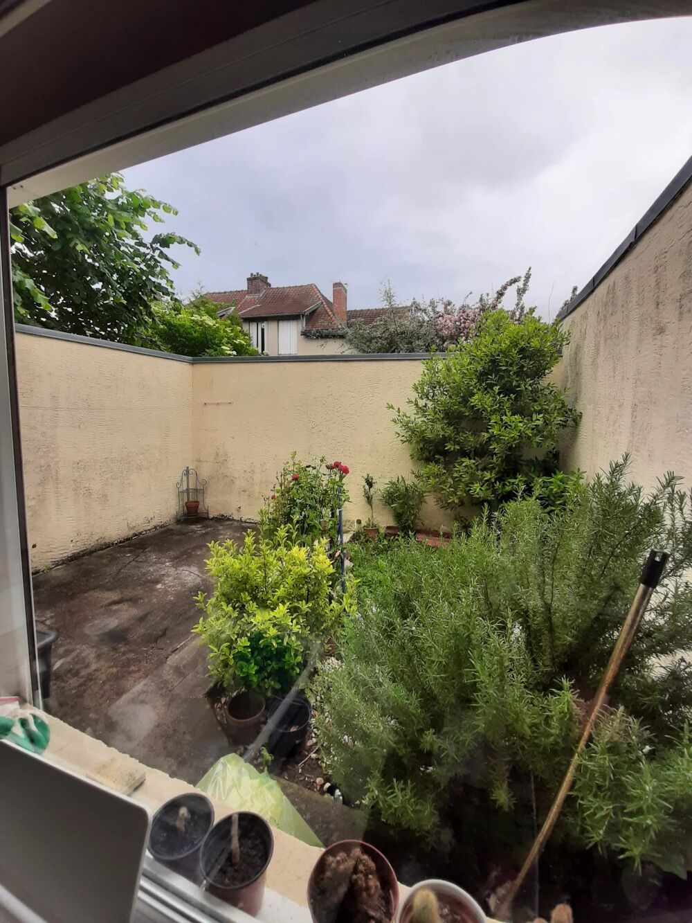 Location Maison A SAINT QUENTIN - QUARTIER SAINT-JEAN Saint-quentin