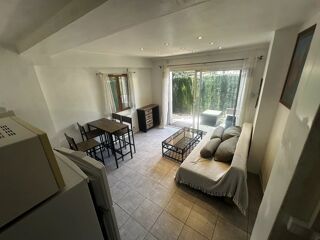  Appartement à louer 1 pièce 27 m²