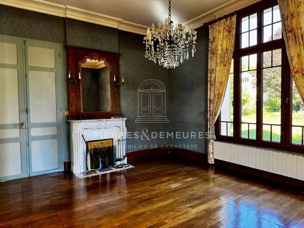 Brinon-sur-Sauldre  Authentique demeure de caractère de 231 m²