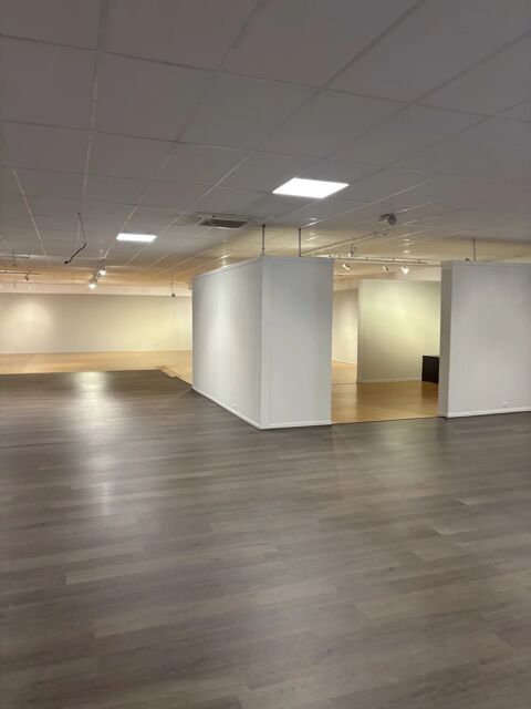 Bureau 90000 66200 Th�za