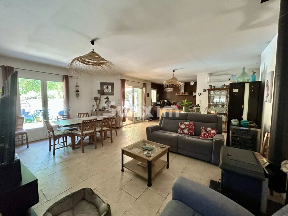 TRES JOLIE VILLA DE PLAIN PIED