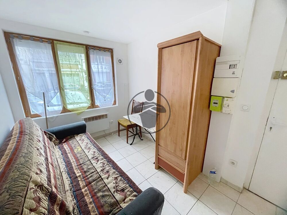 Location Appartement Studio meublé à Saint-Quentin Saint-quentin