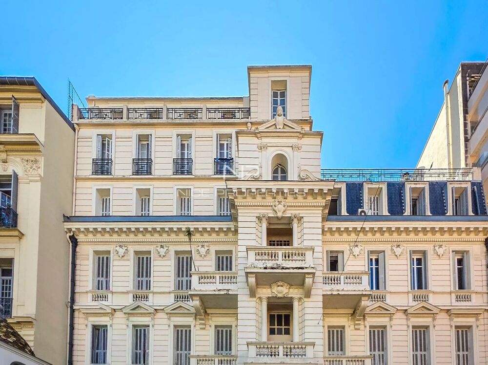 Vente Appartement Nice Carré d'or, grand 4 pièces avec terrasse de 56 m² à deux pa Nice
