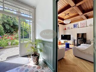  Villa à vendre 10 pièces 217 m²