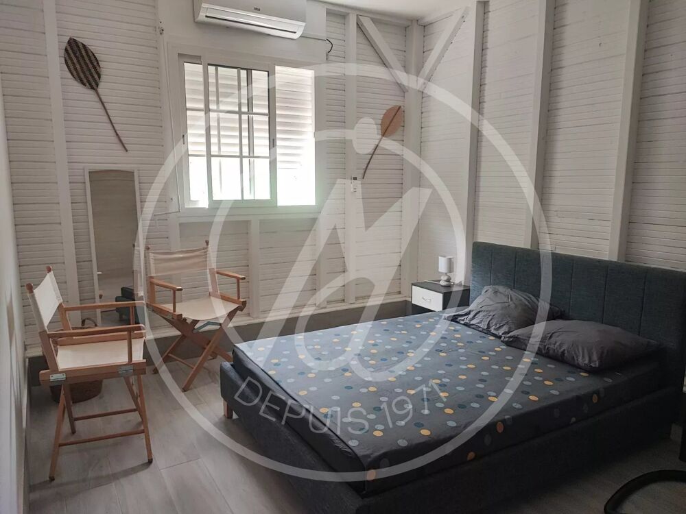 Location Maison A LOUER 1300 euros / mois Magnifique T3 meubl� a Anse-Bertrand Anse-bertrand
