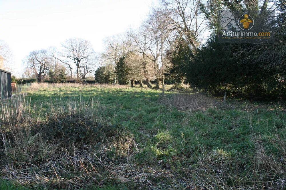 Vente Terrain LANTILLAC CENTRE BOURG TERRAIN CONSTRUCTIBLE  2 800 M� Lantillac