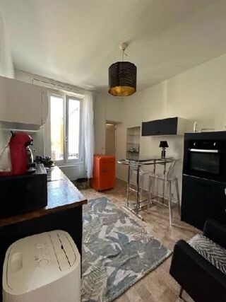  Appartement à louer 3 pièces 60 m²