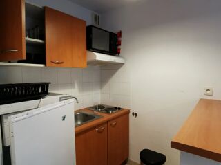  Appartement � louer 1 pi�ce 26 m� Arles