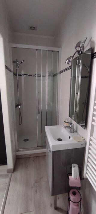 Appartement à louer 1 pièce 14 m²