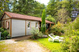  Maison à vendre 15 + pièces 175 m²