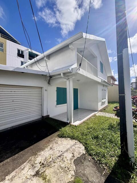 Local - 5 pi&egrave;ces - 90 m&sup2; 1200 97470 Saint-beno�t