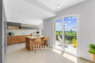  Maison à vendre 10 pièces 280 m²