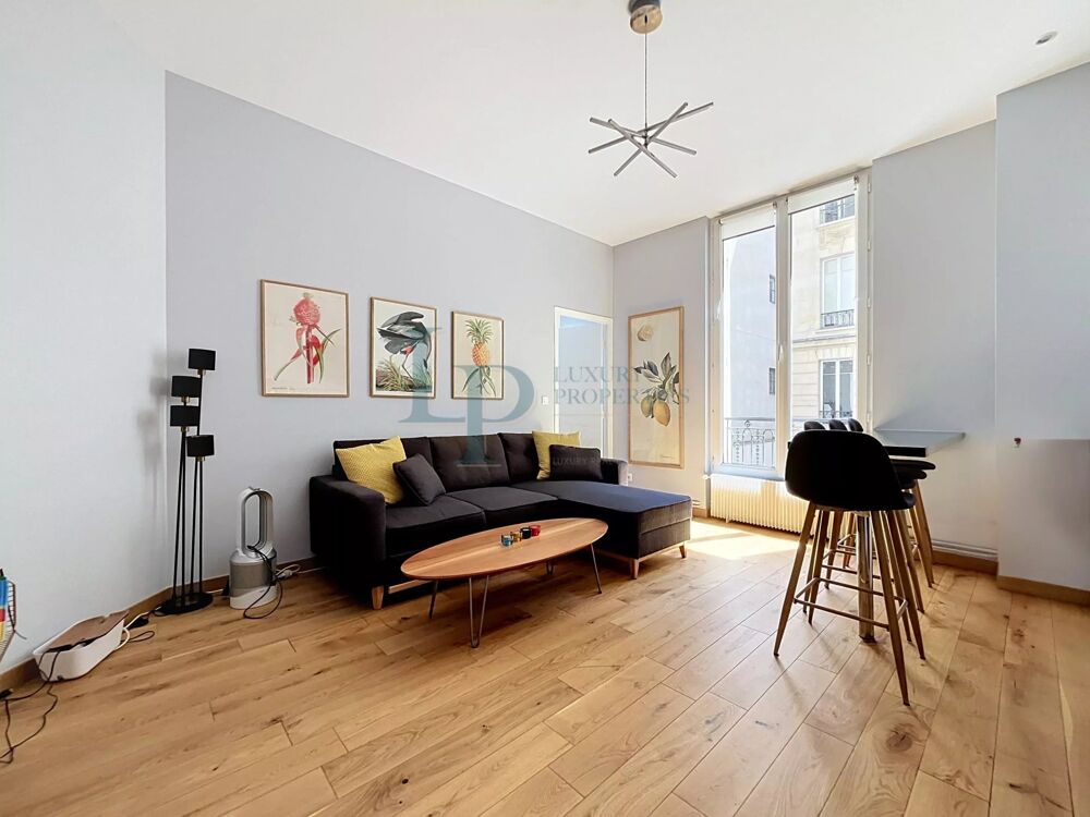 Vente Appartement Appartement Paris 8 - 2 pièces - Parc Monceau Paris 8