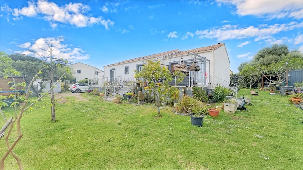 Villa avec T2 indépendant- 148,15 M2 _ Terrain 1884 M2