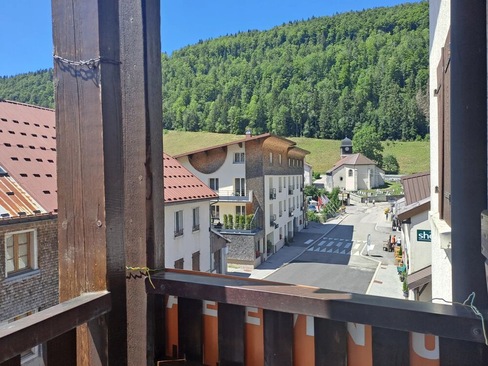 MIJOUX : Studio avec balcon au coeur du village